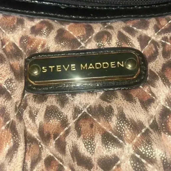 Steve Madden Cosmetic Bag - Picture 2 of 5
